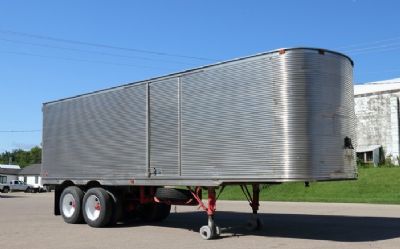 Photo of a 1953 Fruehauf Tandem Axle Trailer for sale