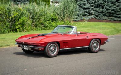 Photo of a 1967 Chevrolet Corvette 427/390 Roadster for sale