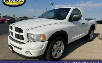 Photo of a 2004 Dodge RAM 1500 2DR Reg Cab 120.5