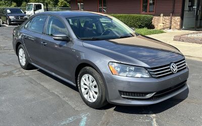 Photo of a 2014 Volkswagen Passat 1.8T S Pzev Sedan for sale