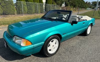 Photo of a 1992 Ford Mustang for sale