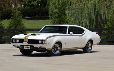 Photo of a 1969 Oldsmobile Hurst/Olds Coupe for sale