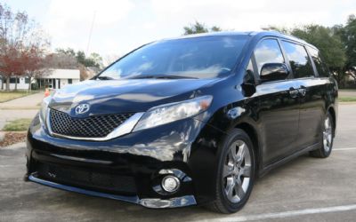 Photo of a 2014 Toyota Sienna SE FWD 8-Passenger V6 for sale