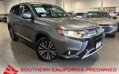 Photo of a 2020 Mitsubishi Outlander SE SUV for sale