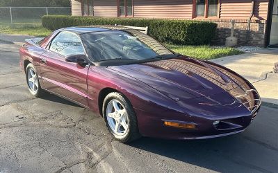 Photo of a 1995 Pontiac Firebird Formula Hatchback for sale