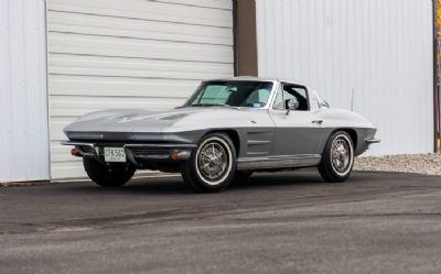 Photo of a 1963 Chevrolet Corvette Split Window Coupe for sale