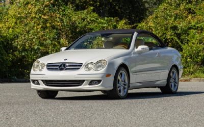 Photo of a 2006 Mercedes-Benz CLK350 Convertible for sale