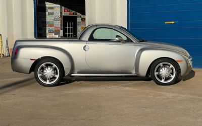 Photo of a 2004 Chevrolet SSR LS for sale