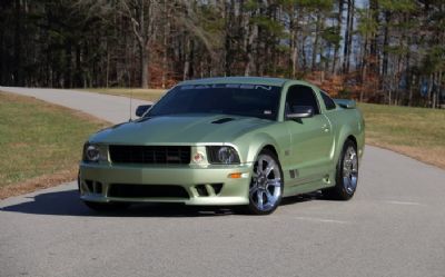 2005 Ford Mustang Coupe