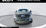 2024 Super Duty F-250 SRW Thumbnail 3