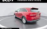 2017 Sorento Thumbnail 6