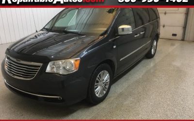 Photo of a 2014 Chrysler Town & Country Touring-L Repairable Hail Damage for sale