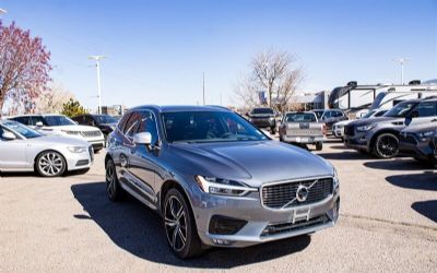 Photo of a 2019 Volvo XC60 T5 R-Design SUV for sale