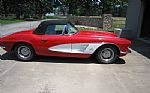 1961 Corvette Thumbnail 2