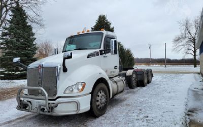 Photo of a 2018 Kenworth T680 Day Cab Truck for sale