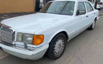 Photo of a 1989 Mercedes-Benz 300 Series Sedan for sale