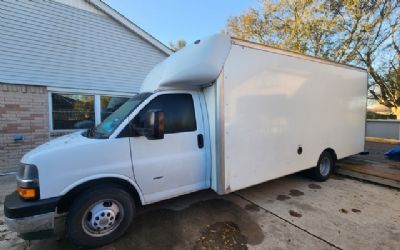 Photo of a 2021 Chevrolet Express G3500 LS Cutaway-Cube Van for sale