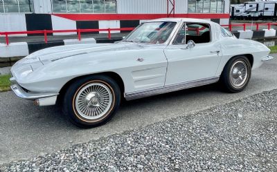 Photo of a 1963 Chevrolet Corvette Split Window Coupe for sale