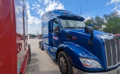 Photo of a 2020 Peterbilt 579 Semi-Tractor for sale