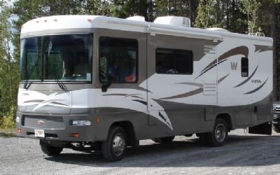 Photo of a 2009 Winnebago Vista 26P for sale