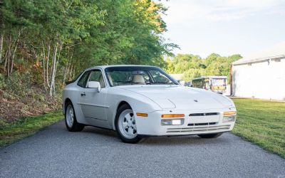 Photo of a 1986 Porsche 944 Turbo for sale