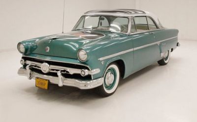 Photo of a 1954 Ford Crestline Skyliner for sale