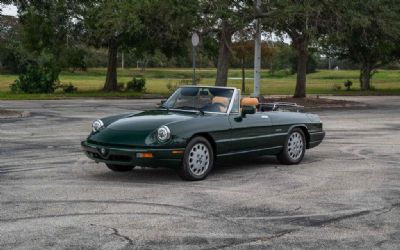 Photo of a 1991 Alfa Romeo Spider for sale