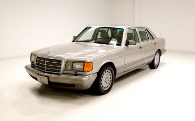 1988 Mercedes-Benz 300SEL Sedan 