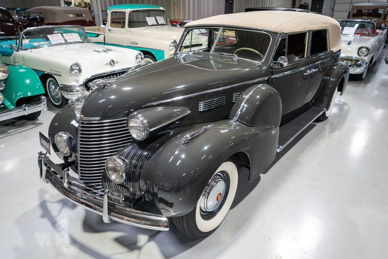 1940 Series 75 Convertible Sedan Image