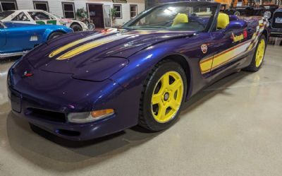 Photo of a 1998 Chevrolet Corvette Base 2DR Convertible for sale