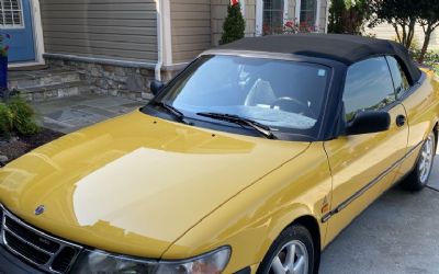 Photo of a 1997 Saab 900 Convertible SE for sale