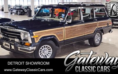 Photo of a 1990 Jeep Grand Wagoneer for sale