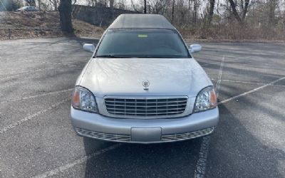 Photo of a 2000 Cadillac Superior Hearse By Superior for sale