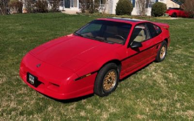 Photo of a 1988 Pontiac Fiero for sale