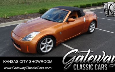 Photo of a 2004 Nissan 350Z Convertible for sale