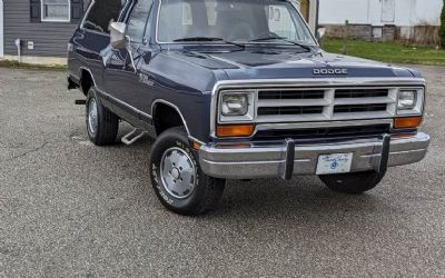Photo of a 1987 Dodge Ramcharger for sale