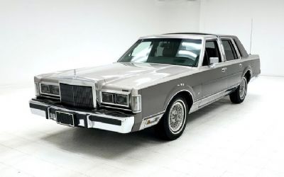 1988 Lincoln Town Car Cartier Edition Sedan 