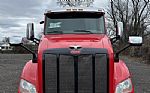 2017 579 Sleeper Semi Truck Thumbnail 11