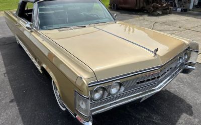 1967 Chrysler Imperial 