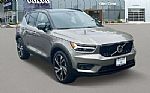 2022 Volvo XC40