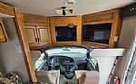 2007 Tioga 31ft Class C Motorhome Thumbnail 14