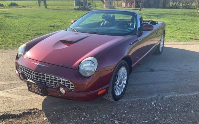 Photo of a 2004 Ford Thunderbird Deluxe 2DR Convertible for sale