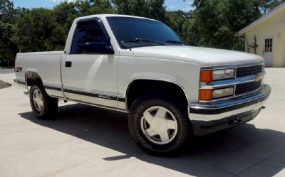 Photo of a 1998 Chevrolet Silverado 1500 Z/71 Off Road 2 Dr. Reg Cab 4WD Pickup for sale