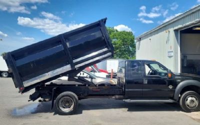 Photo of a 2016 Ford Super Duty F-550 DRW Truck for sale