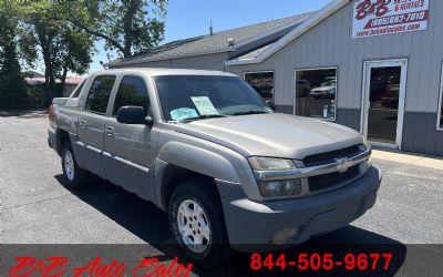 Photo of a 2002 Chevrolet Avalanche 5 Door Crew Cab for sale