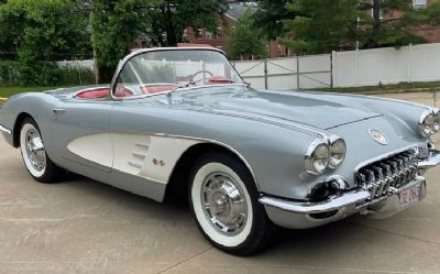 Photo of a 1960 Chevrolet Corvette Convertible for sale