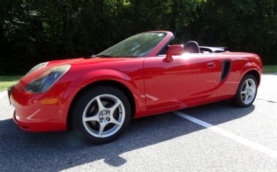 Photo of a 2000 Toyota MR2 Spyder 2000 Toyota MR2 for sale