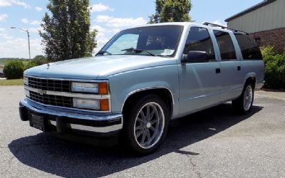 Photo of a 1992 Chevrolet Suburban Silverado for sale