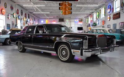 Photo of a 1979 Lincoln Continental Town Car for sale