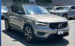 2022 Volvo XC40